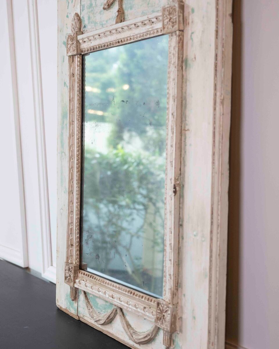French 18th Century Louis XVI Carved Trumeau Mirror with Warrior Attributes - JAA