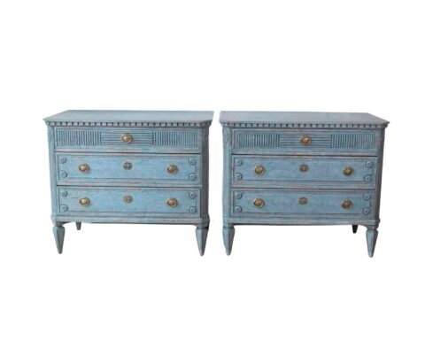 Swedish Early 20th Century Blue-Painted Commodes, Pair
