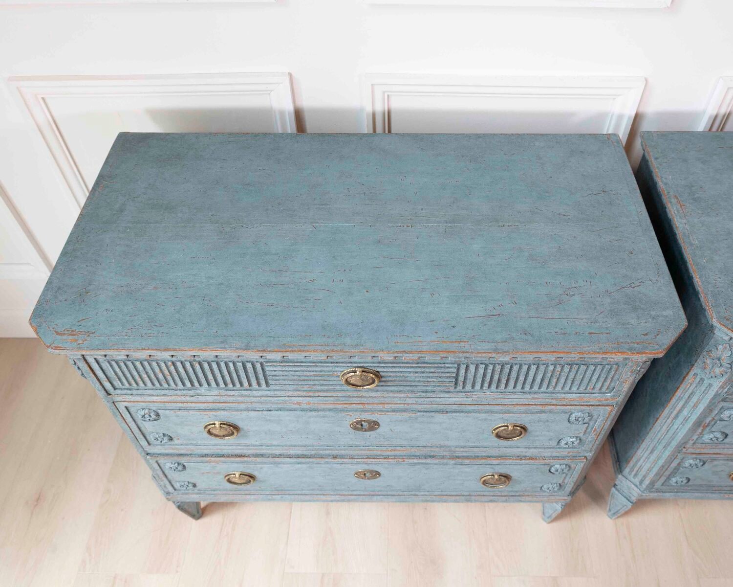 Swedish Early 20th Century Blue-Painted Commodes, Pair - JAA