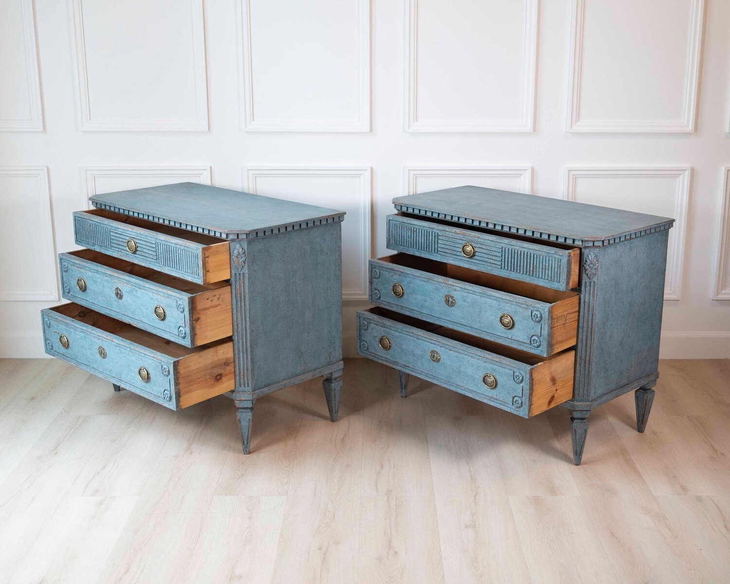 Swedish Early 20th Century Blue-Painted Commodes, Pair - JAA