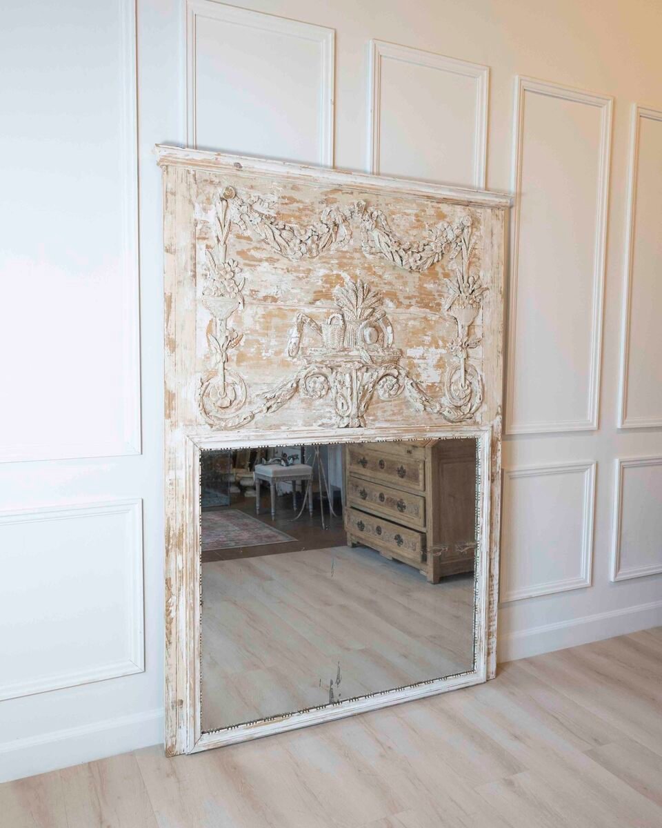 French 18th Century Louis XVI Style Carved and Painted Screen - JAA