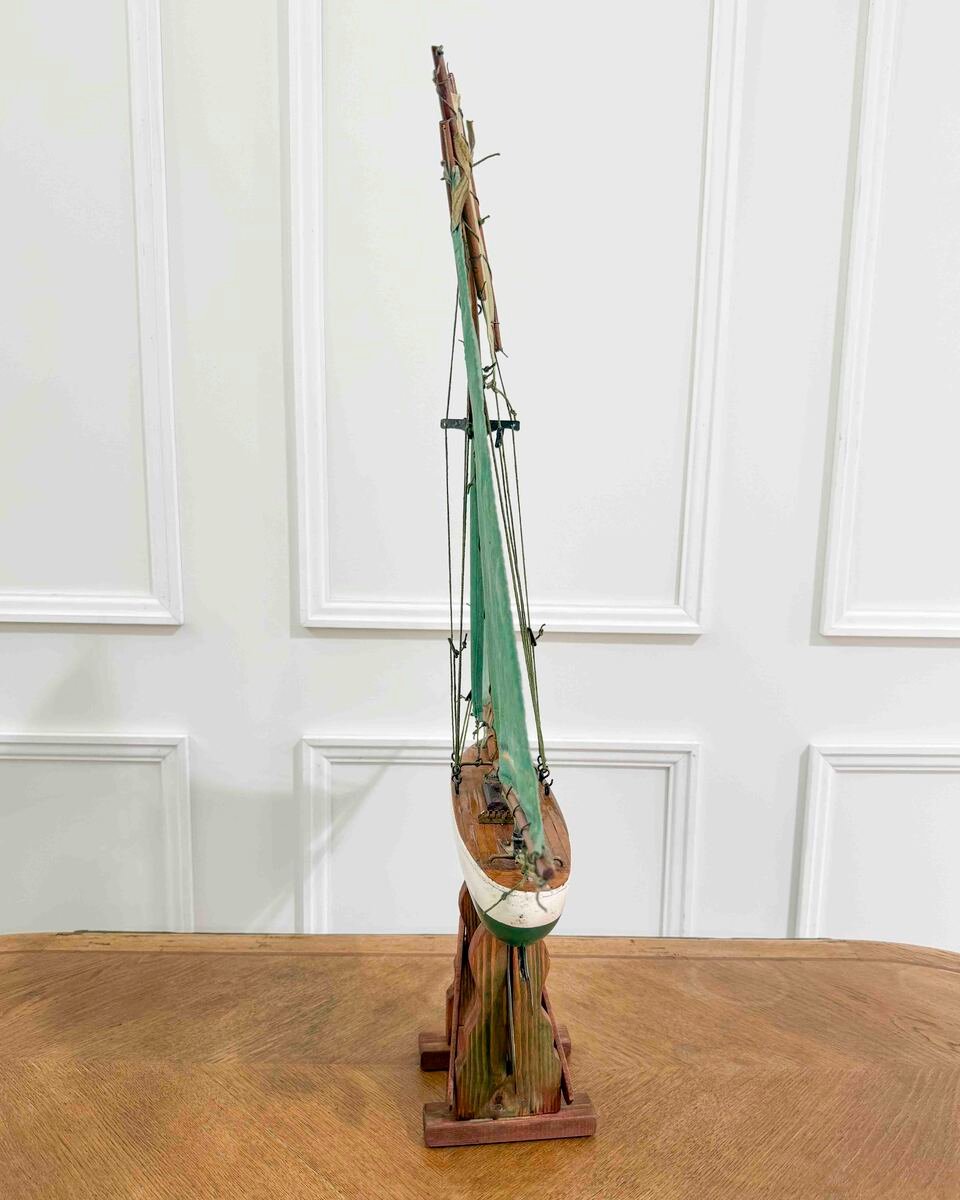 English 20th Century Carved Wood Gaff Cutter Pond Yacht - JAA