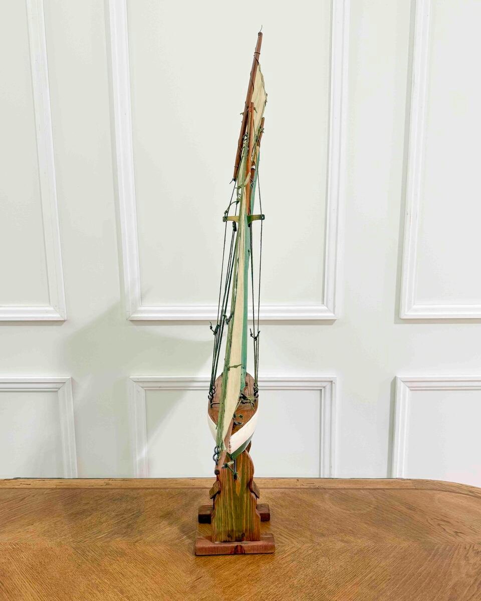 English 20th Century Carved Wood Gaff Cutter Pond Yacht - JAA