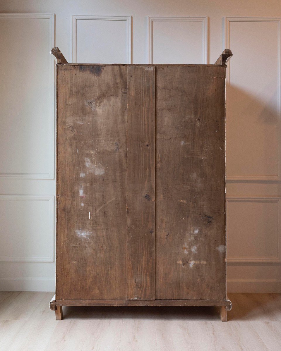 Lacquered Two-Door Wardrobe in Ivory and Turtledove Tones - JAA