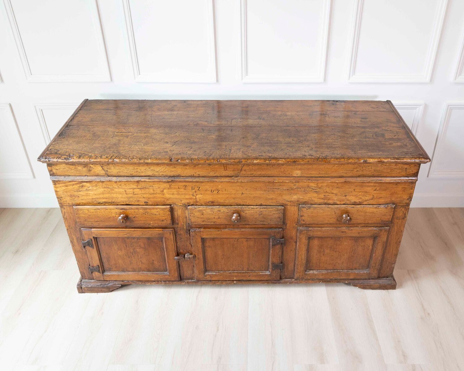 Large Sideboard From The First Half Of The 19th Century - JAA
