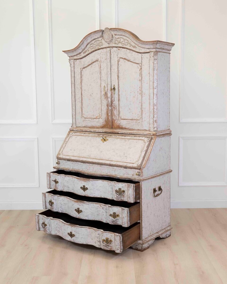 18th Century Danish Rococo Secretary with Serpentine Front, circa 1760 - JAA