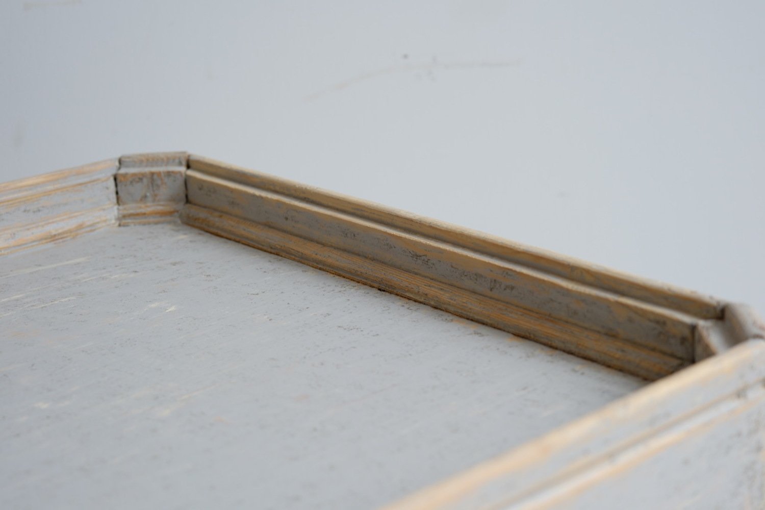 Gustavian Tea Table in Grey Paint, circa 1850 - JAA