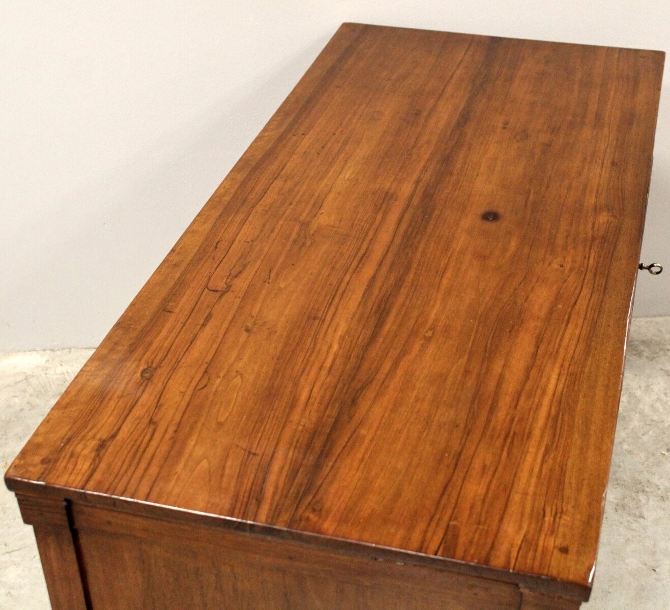 Louis XVI Walnut Pedestal Desk, Italy, 18th Century - JAA