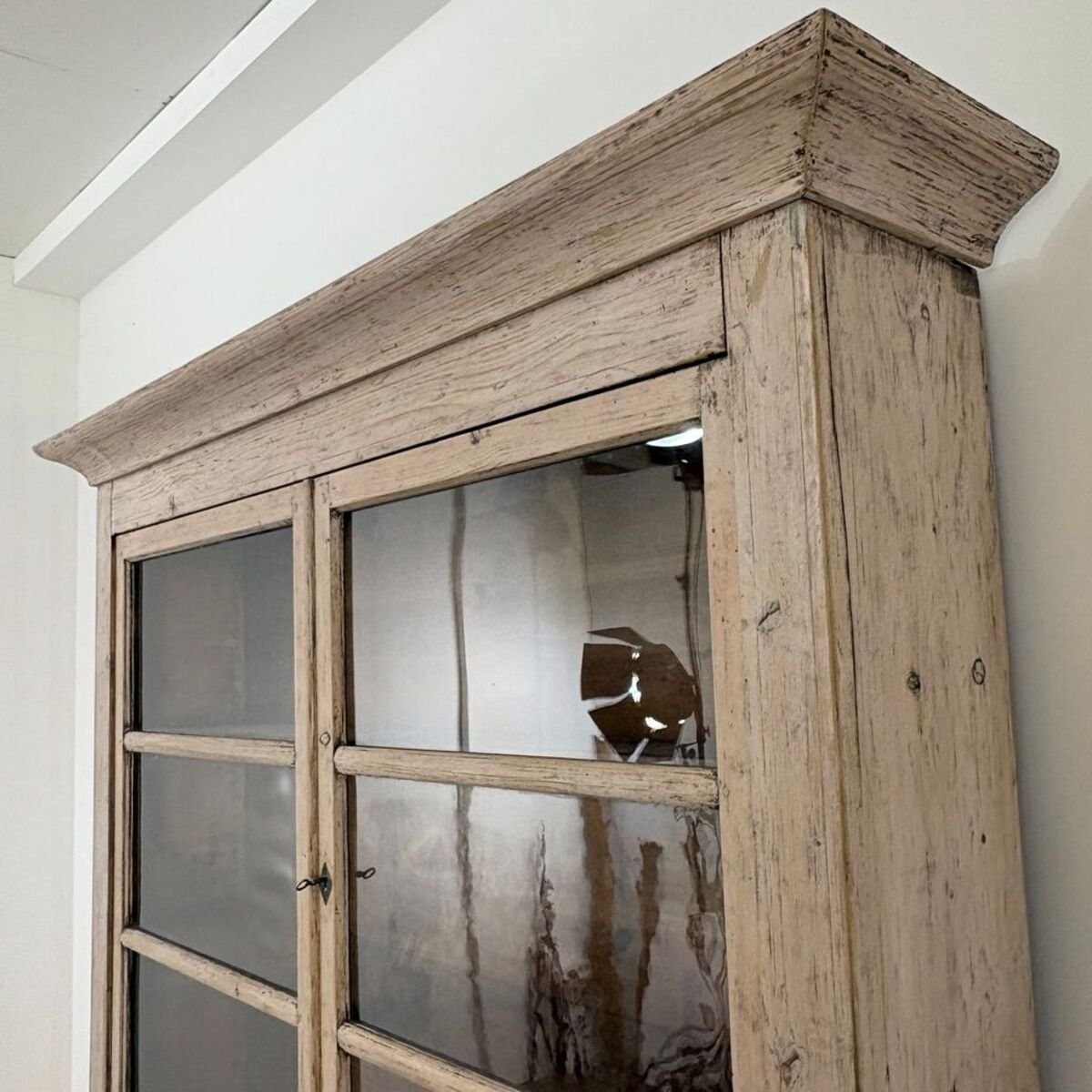 Two-Piece Painted Pine Bookcase, Scandinavia, 19th Century - JAA