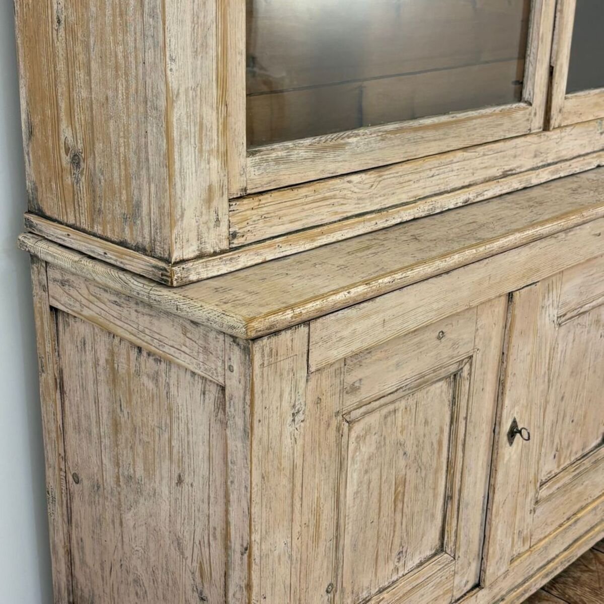 Two-Piece Painted Pine Bookcase, Scandinavia, 19th Century - JAA