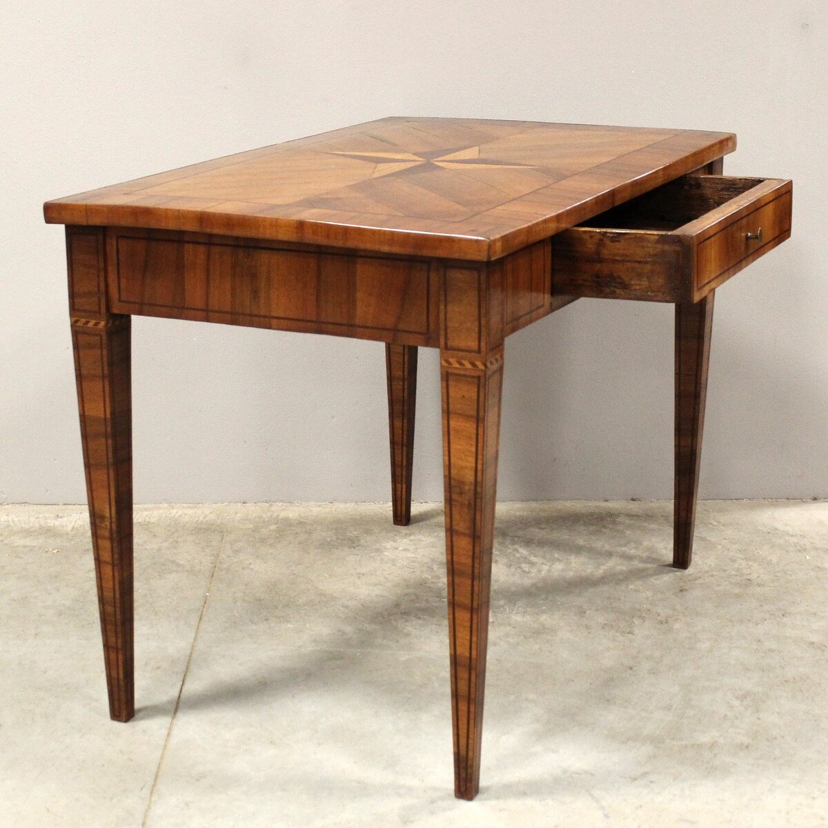 Louis XVI Walnut and Cherrywood Marquetry Writing Table, Late 18th Century - JAA