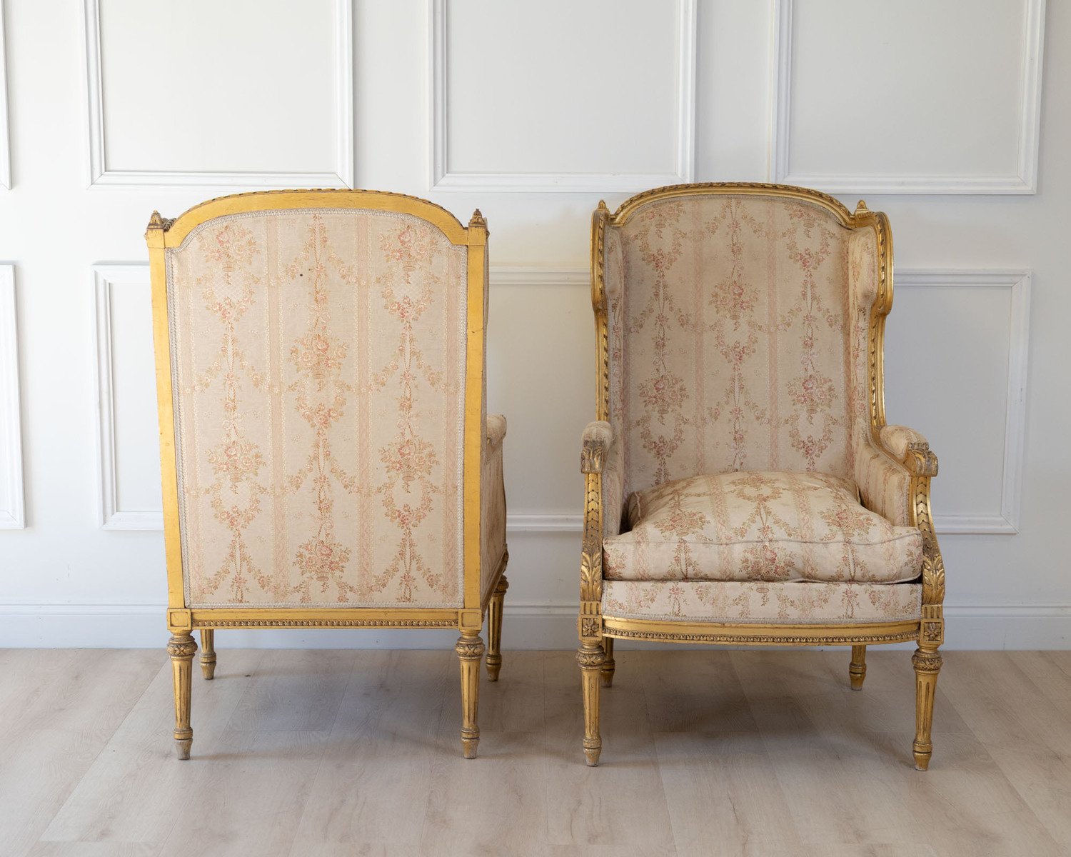 Pair of Louis XVI Style Giltwood Armchairs, circa 1920 - JAA