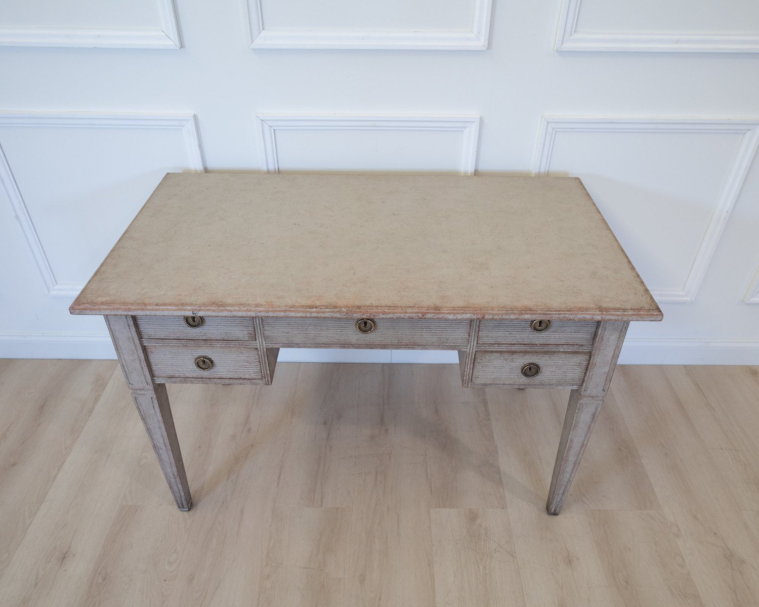 A classic Swedish writing desk in grey - JAA