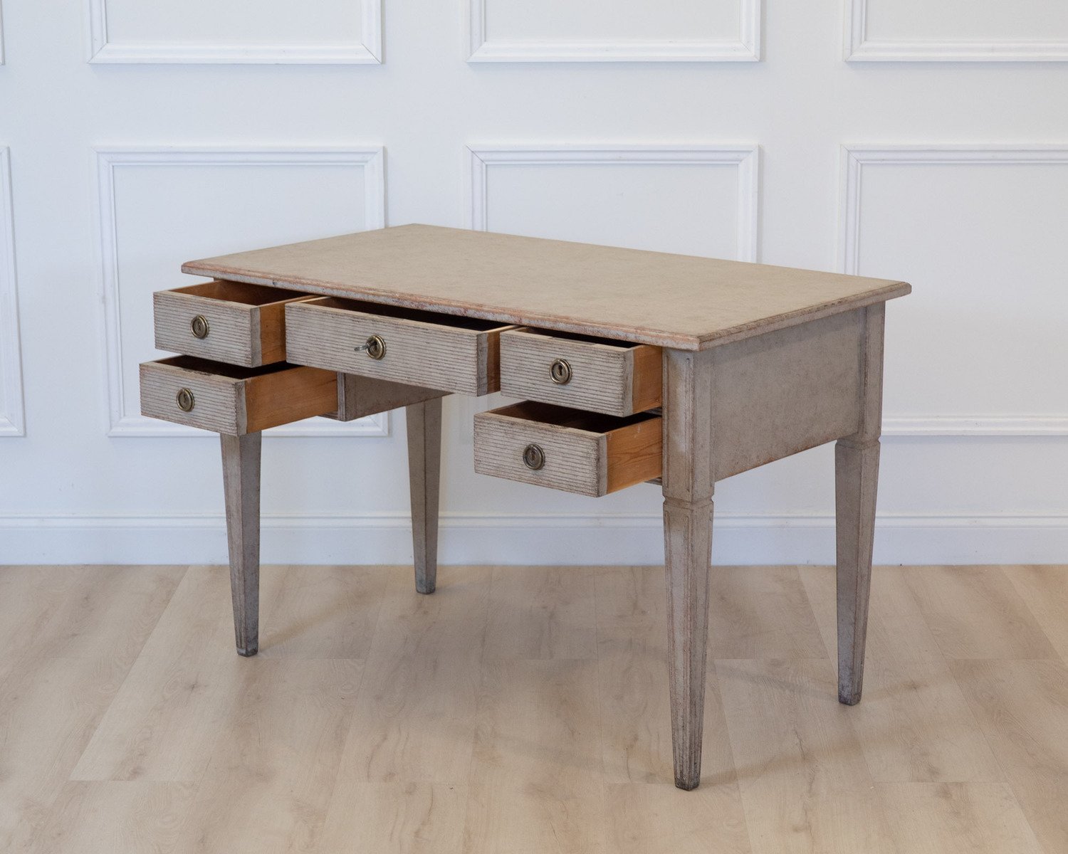 A classic Swedish writing desk in grey - JAA
