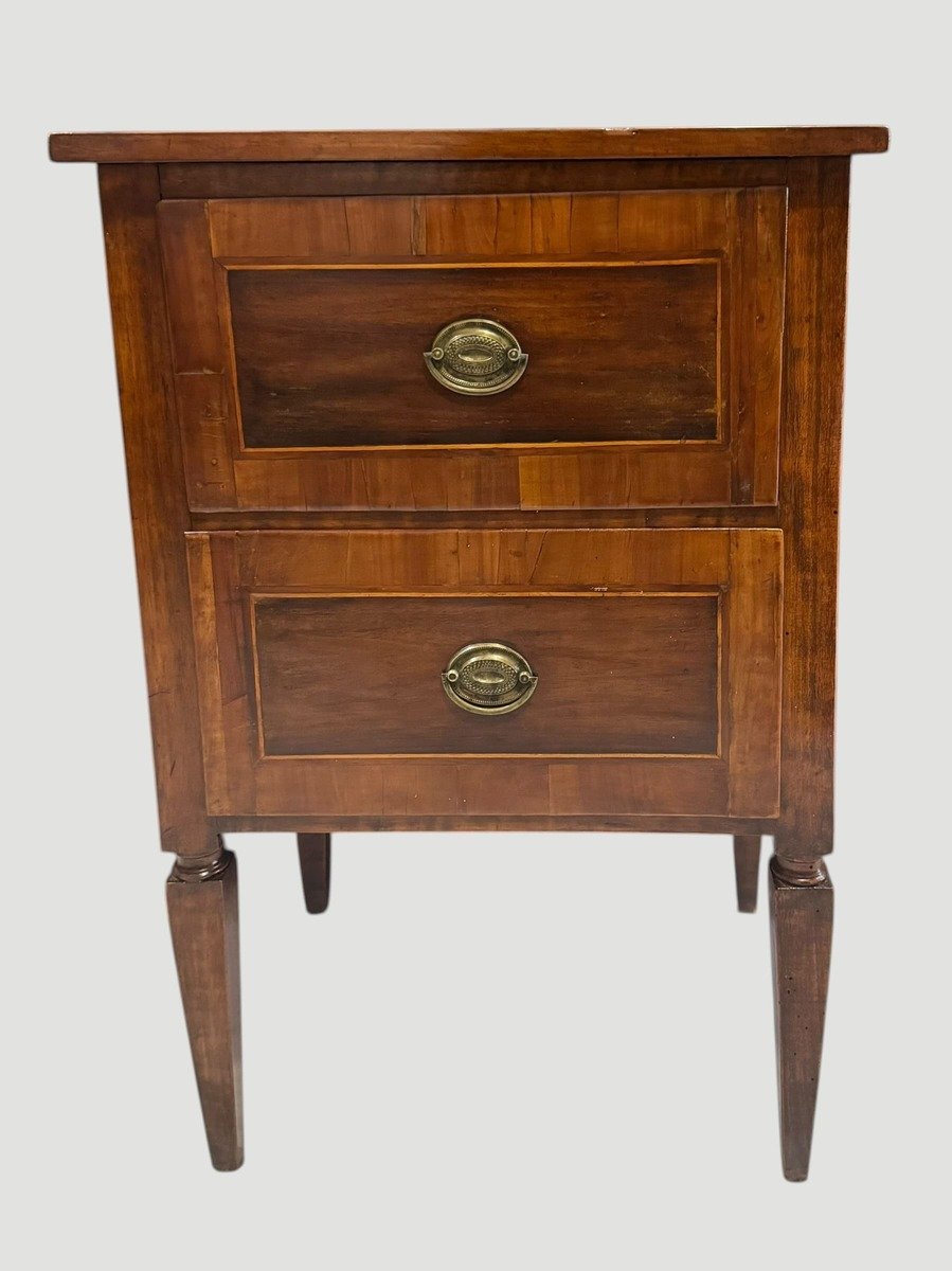 Italian Directoire Walnut Nightstand with Banded Drawers, 18th Century - JAA