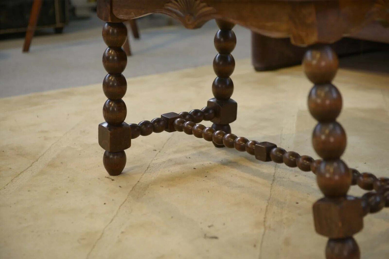 French Turned Beech Coffee Table, Louis XIII Style, 1950s - JAA
