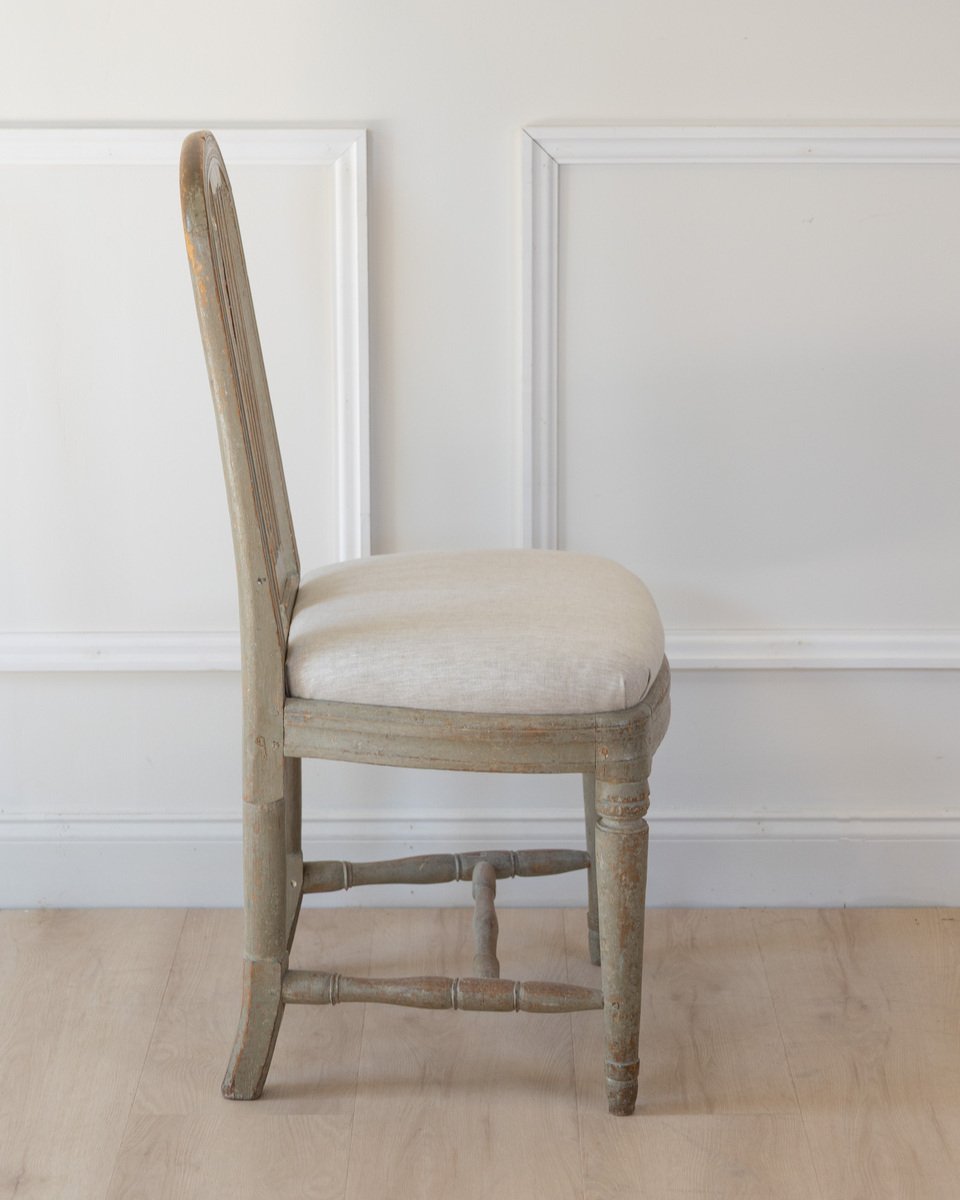 Provincial Gustavian Chair in Original Paint, circa 1780 - JAA