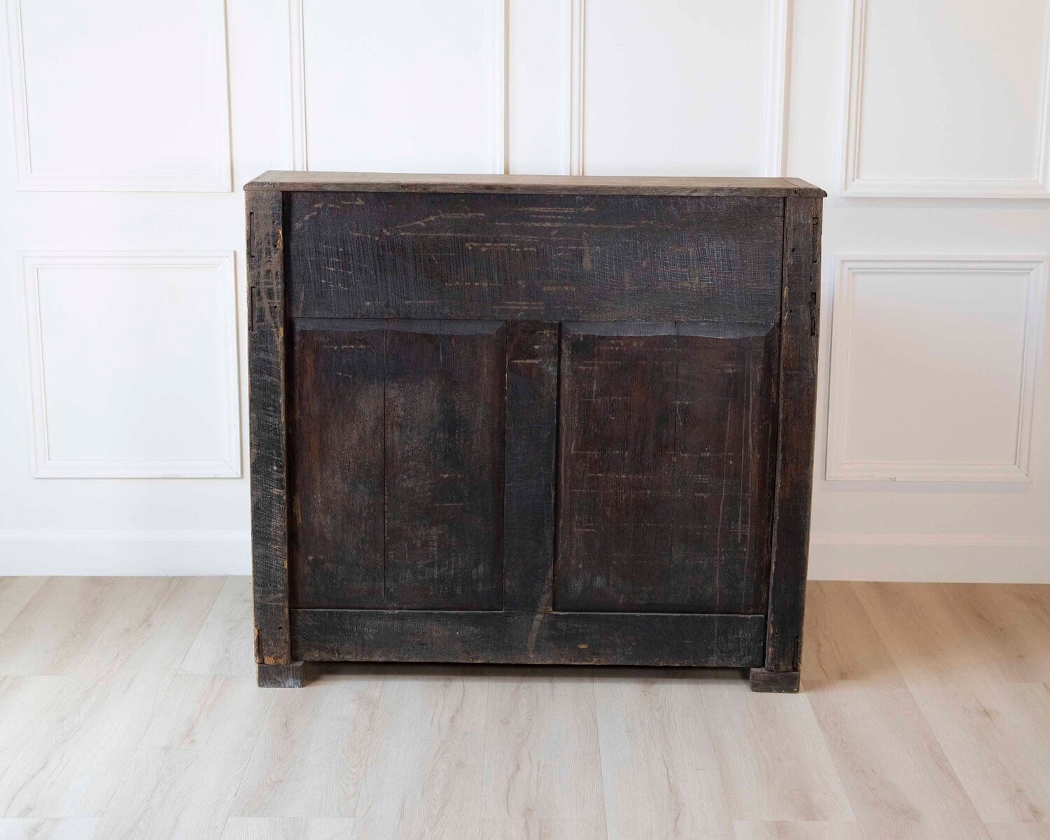 French Louis XVI Period Carved Oak Slant-Front Secretary Desk, Liège, Late 18th Century - JAA