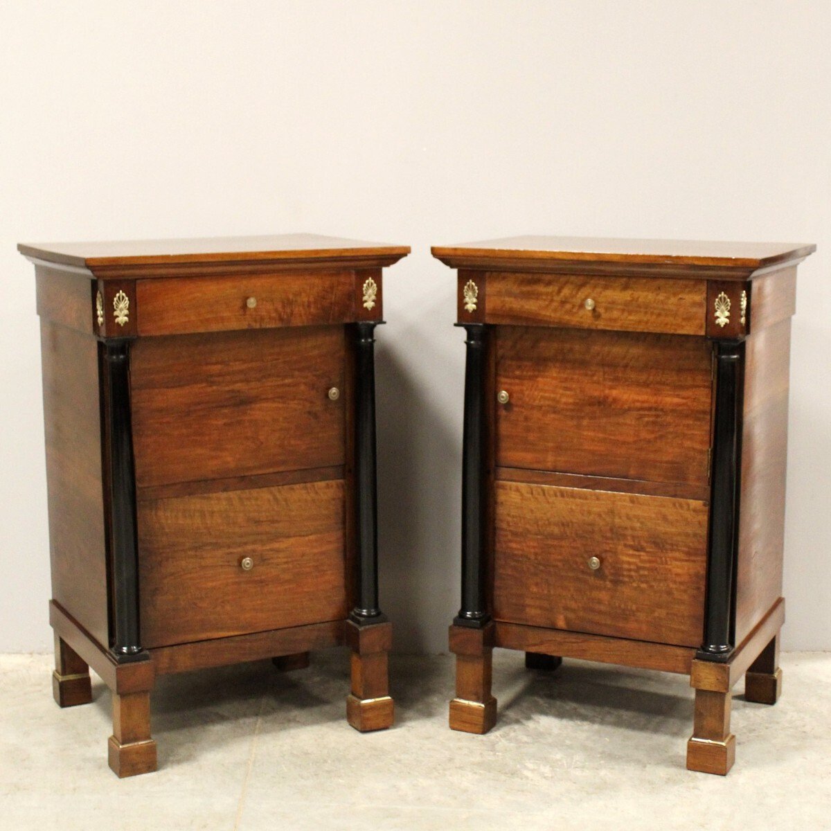 Pair of Italian Empire Walnut Nightstands with Ebonized Columns, Early 19th Century - JAA