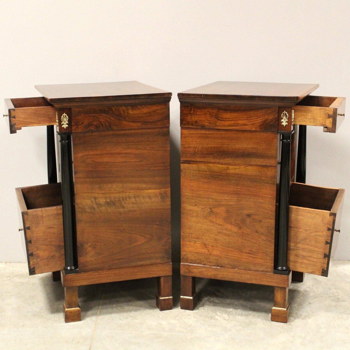 Pair of Italian Empire Walnut Nightstands with Ebonized Columns, Early 19th Century - JAA