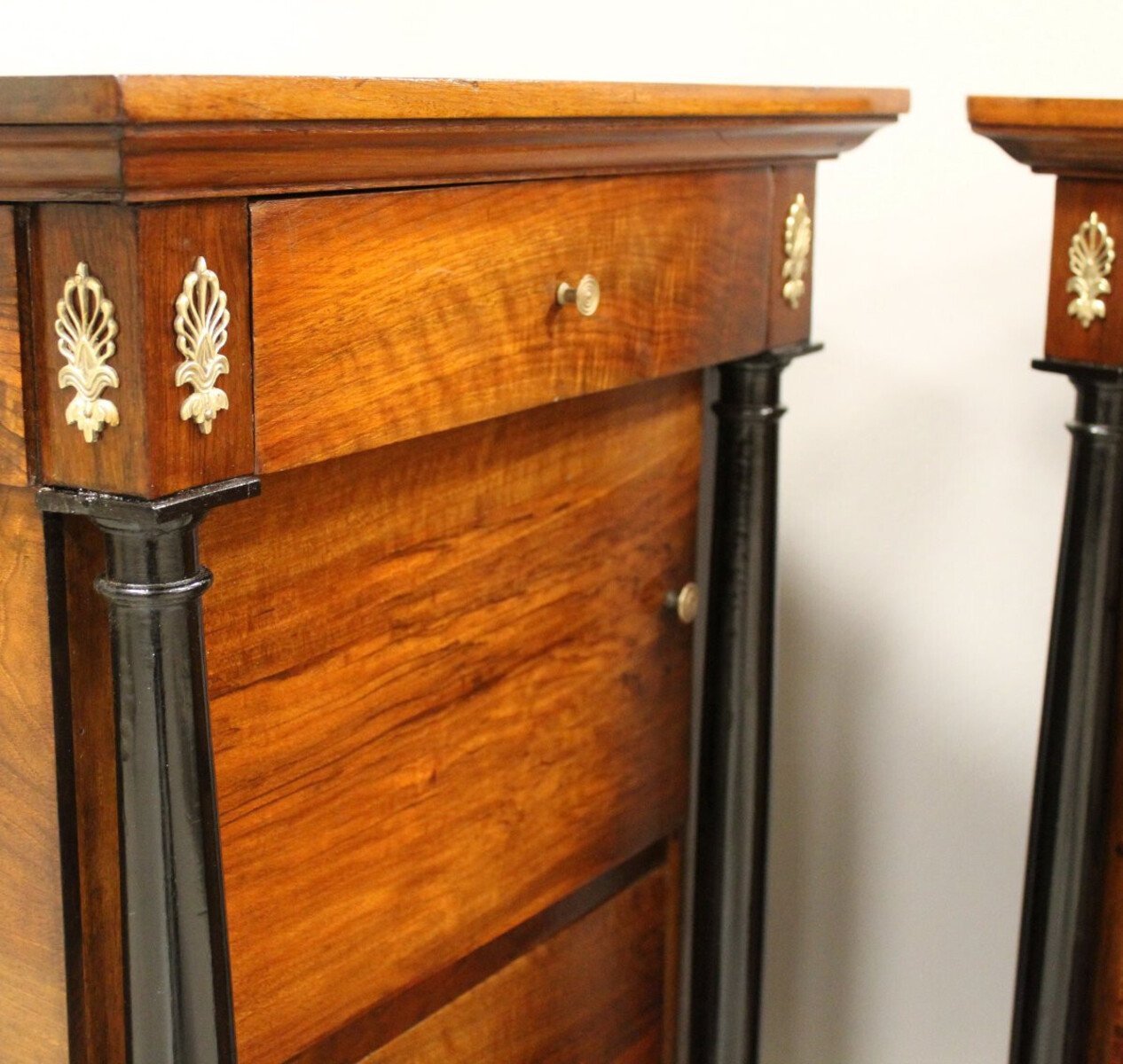 Pair of Italian Empire Walnut Nightstands with Ebonized Columns, Early 19th Century - JAA