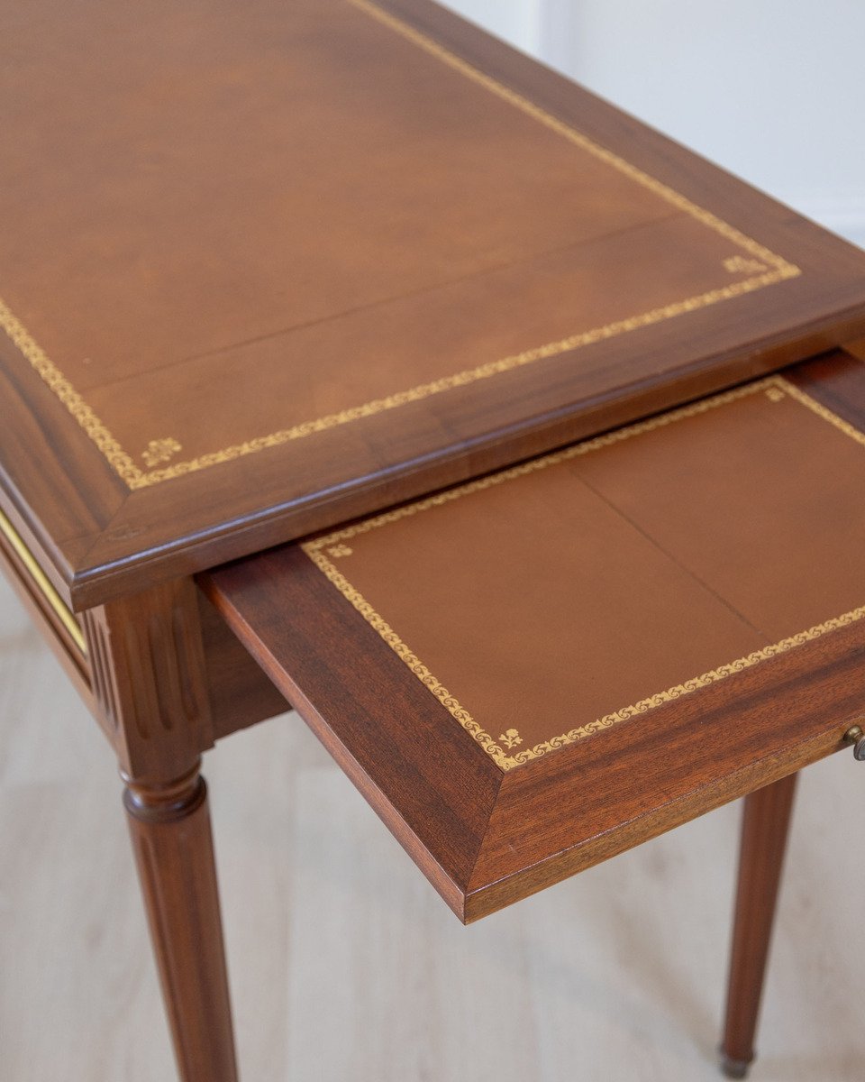 Louis XVI Style Mahogany Writing Desk with Tan Leather Top, 20th Century - JAA