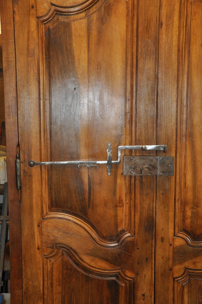 Double-leaf Walnut Connecting Door, 18th Century - JAA
