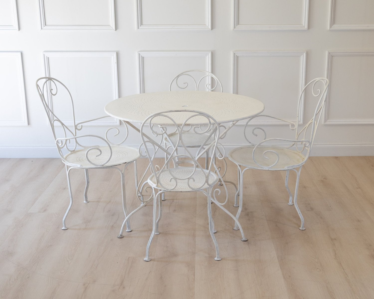 20th Century Wrought Iron Garden Furniture Set - JAA