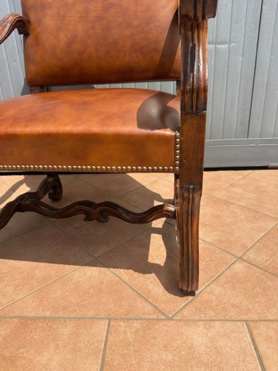 Pair of Italian Louis XIV Style Walnut Armchairs in Leather, 19th Century - JAA