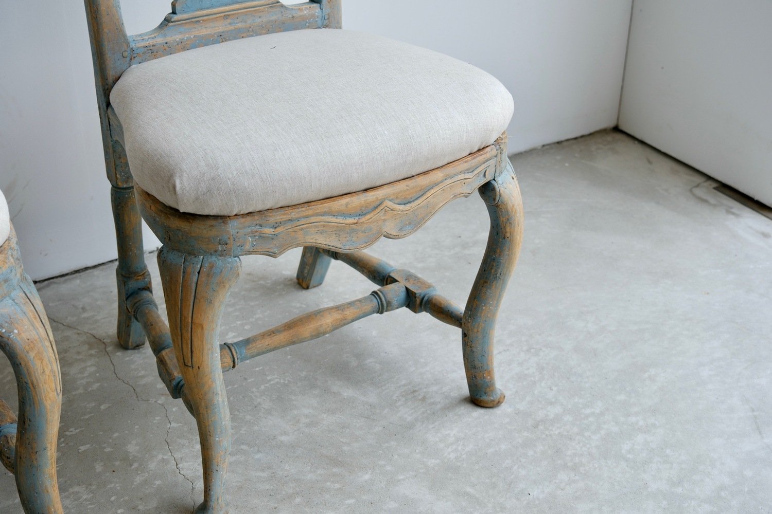 Set of Six Swedish Rococo Chairs in Blue Paint, circa 1760 - JAA