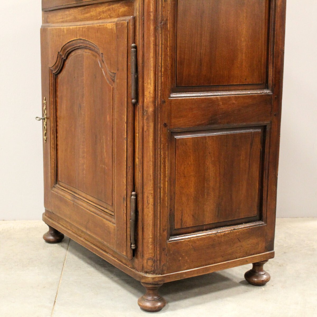 Italian Walnut Buffet with Arched Panel Door, 18th Century - JAA