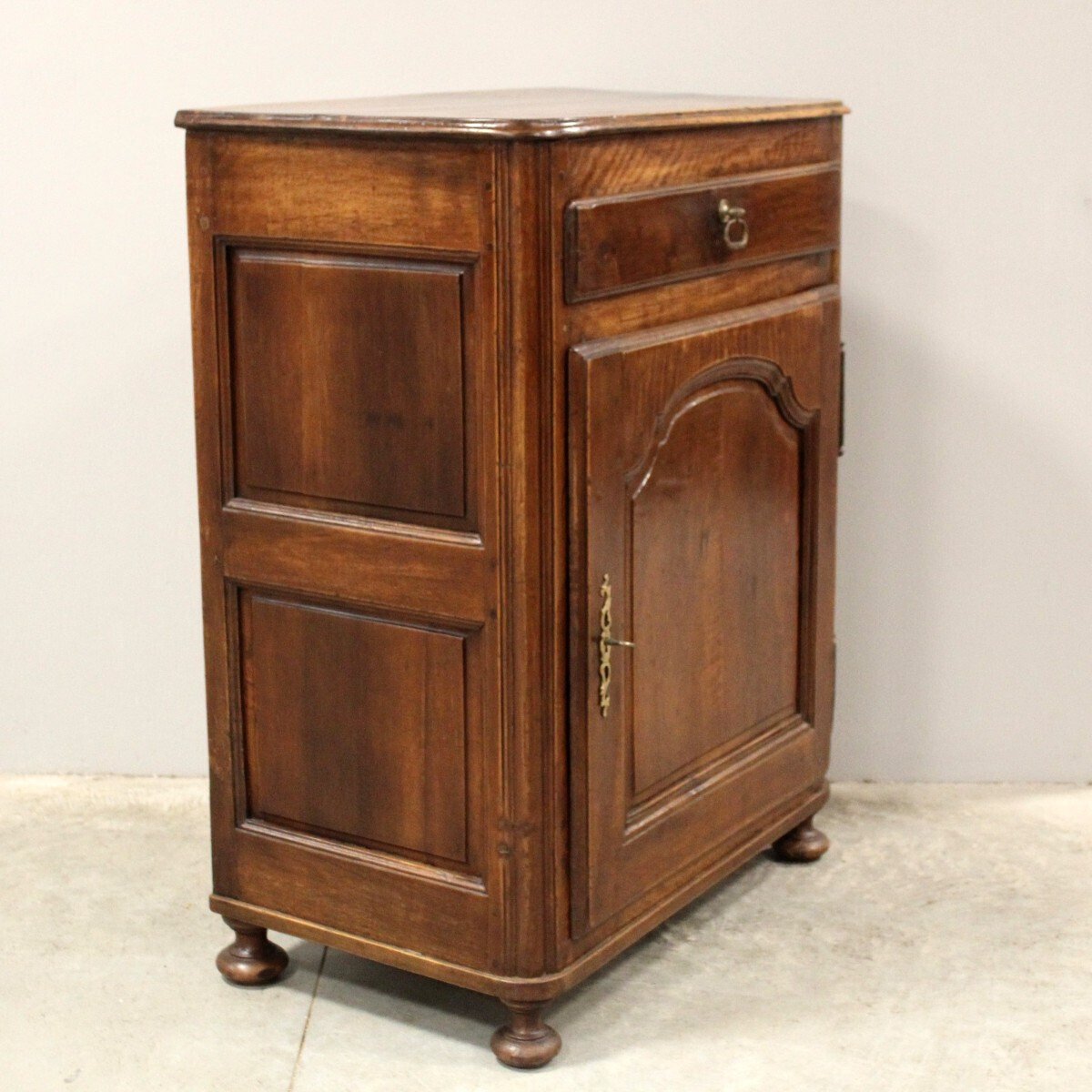 Italian Walnut Buffet with Arched Panel Door, 18th Century - JAA