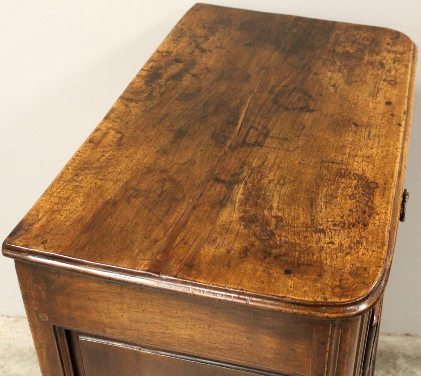 Italian Walnut Buffet with Arched Panel Door, 18th Century - JAA