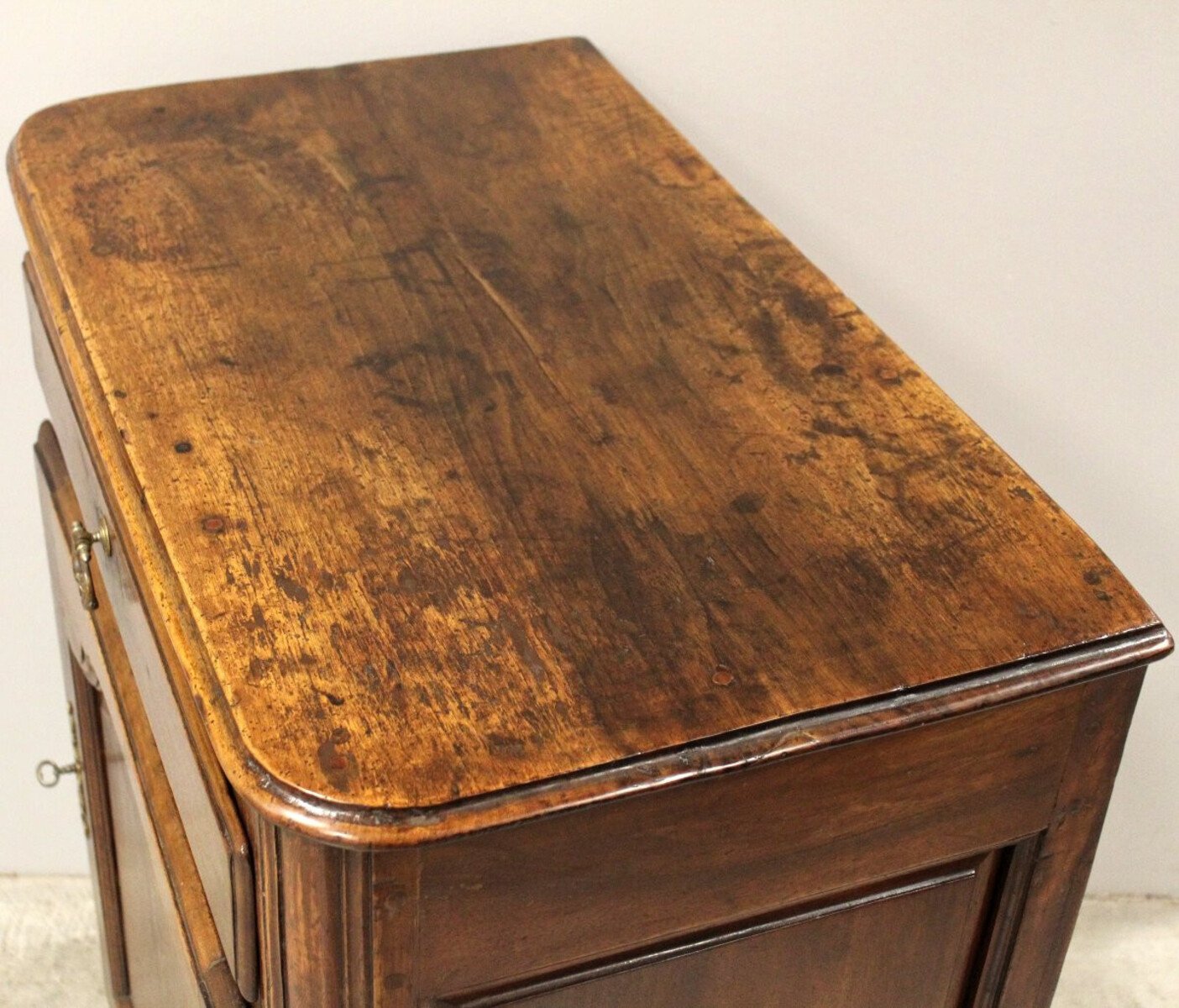 Italian Walnut Buffet with Arched Panel Door, 18th Century - JAA