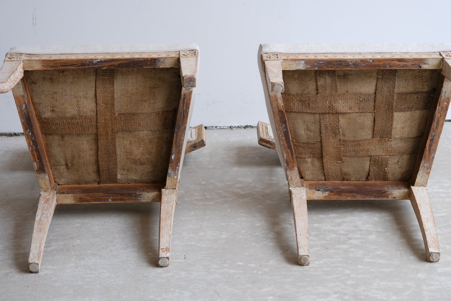 Pair of Gustavian Klismos Chairs in Original Paint, circa 1800 - JAA