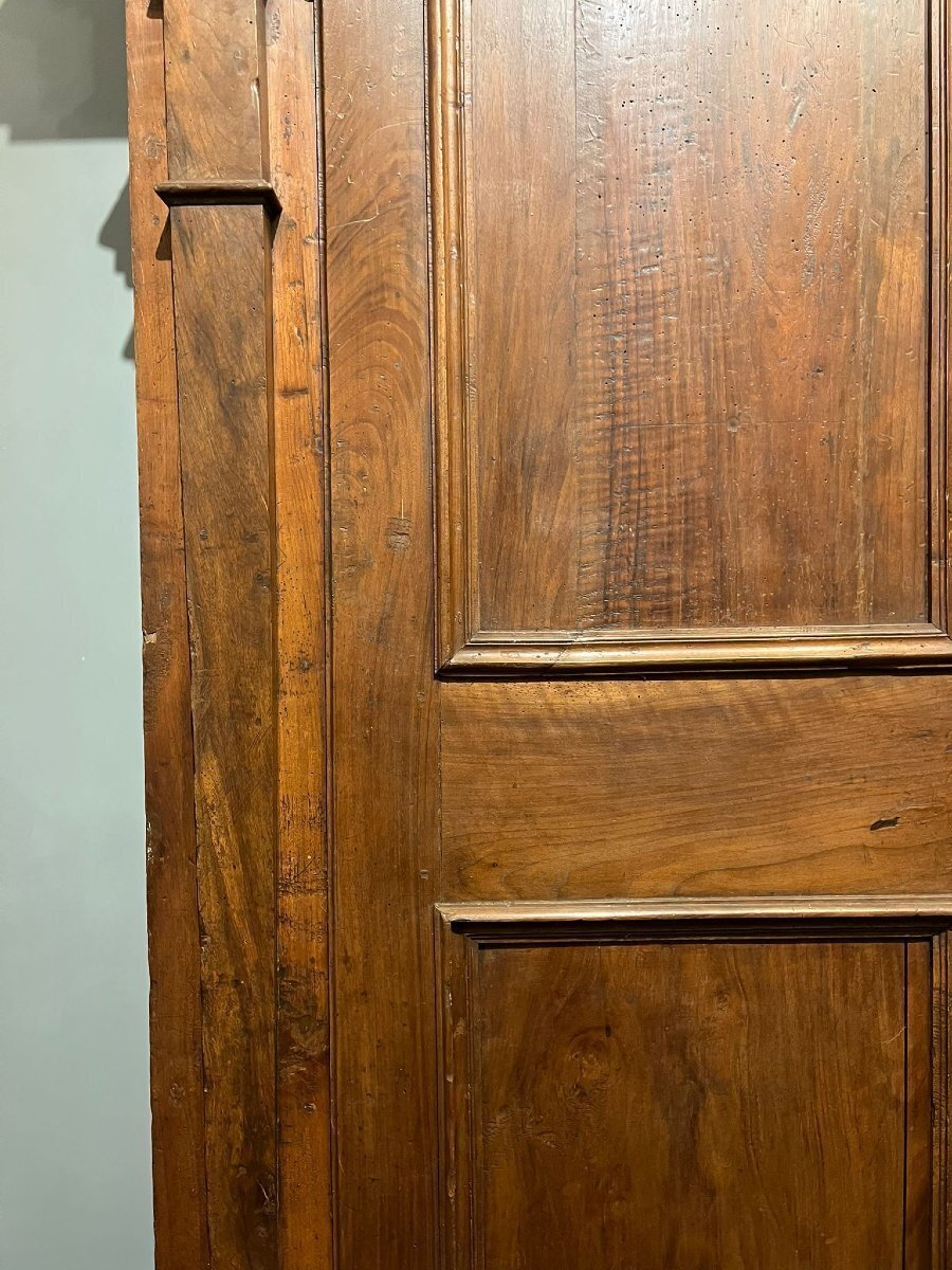 Italian Walnut Two-Door Armoire, Central Italy, 17th Century - JAA