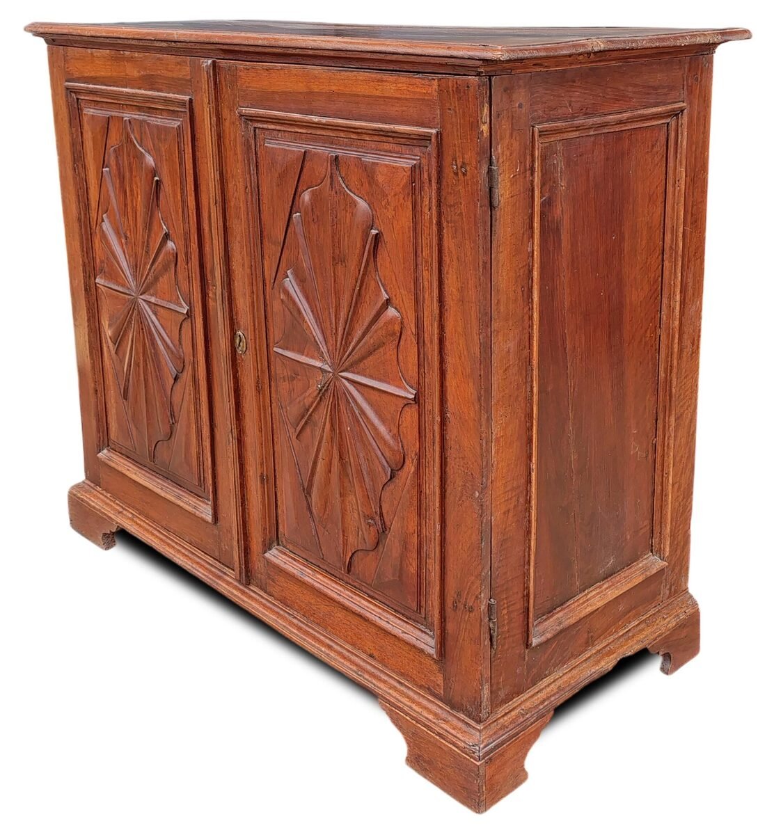 Piedmontese Carved Walnut Sideboard, Second Half 17th Century - JAA