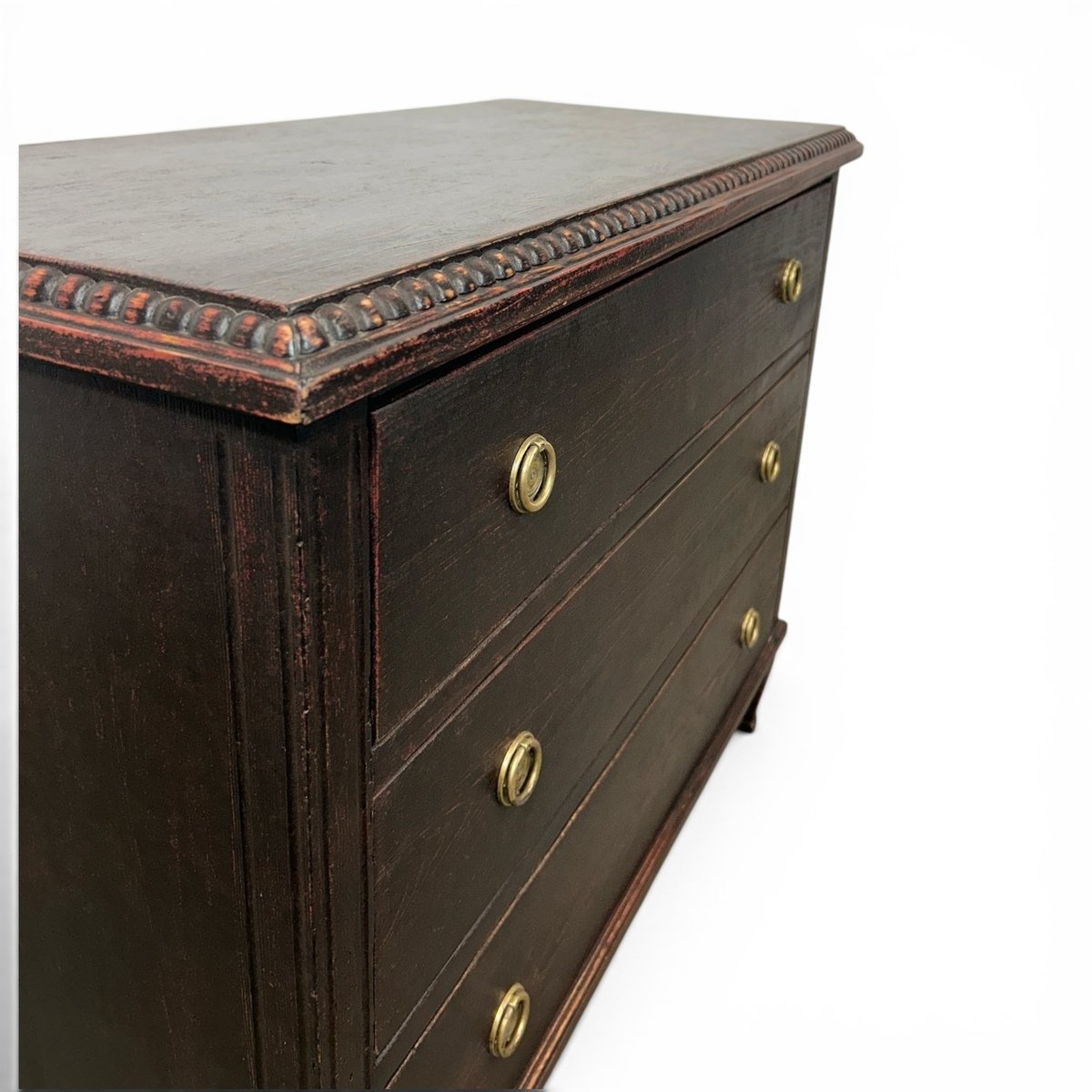 Gustavian-style chest of drawers - JAA