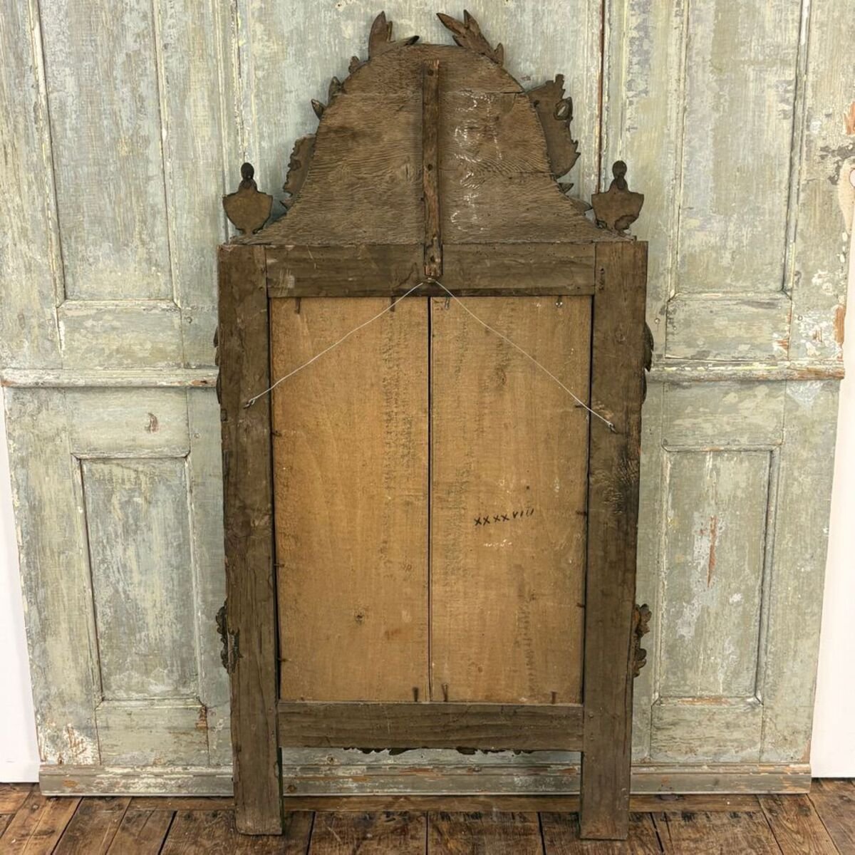 Large Louis XVI-era gilded mirror - JAA