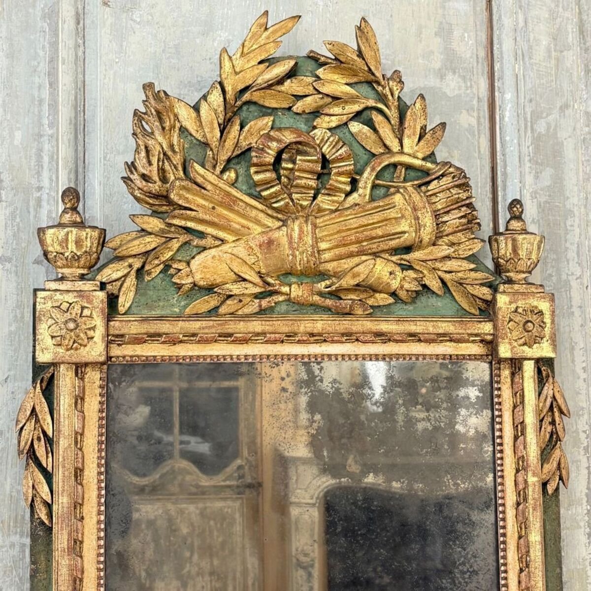 Large Louis XVI-era gilded mirror - JAA