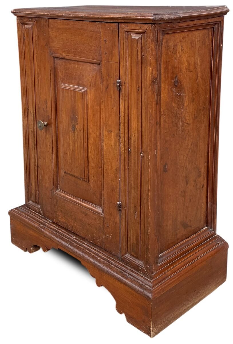 Venetian Walnut Cabinet, 17th Century - JAA