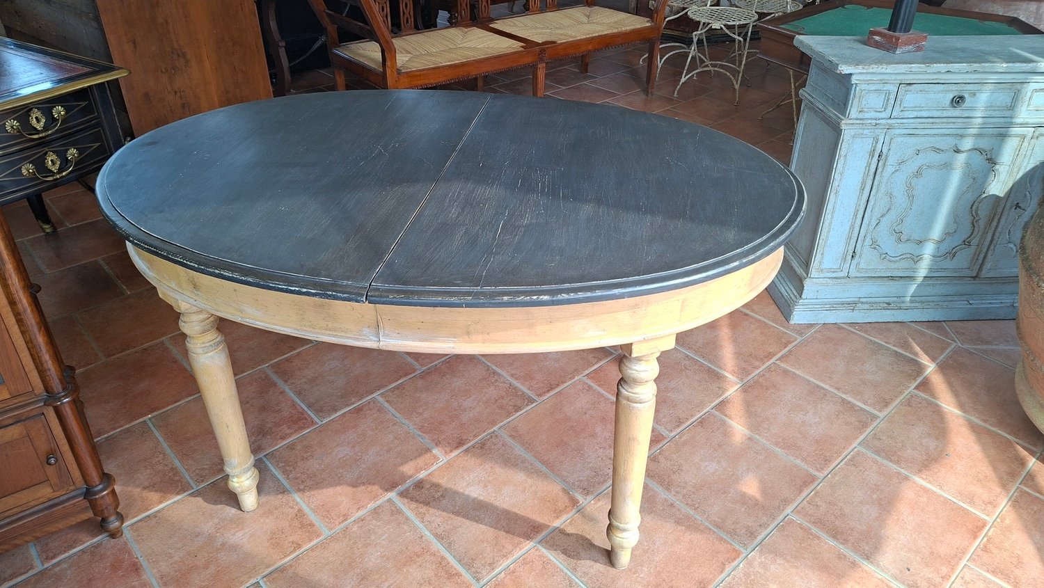 Italian Lacquered Oval Extension Dining Table in Ochre and Grey - JAA