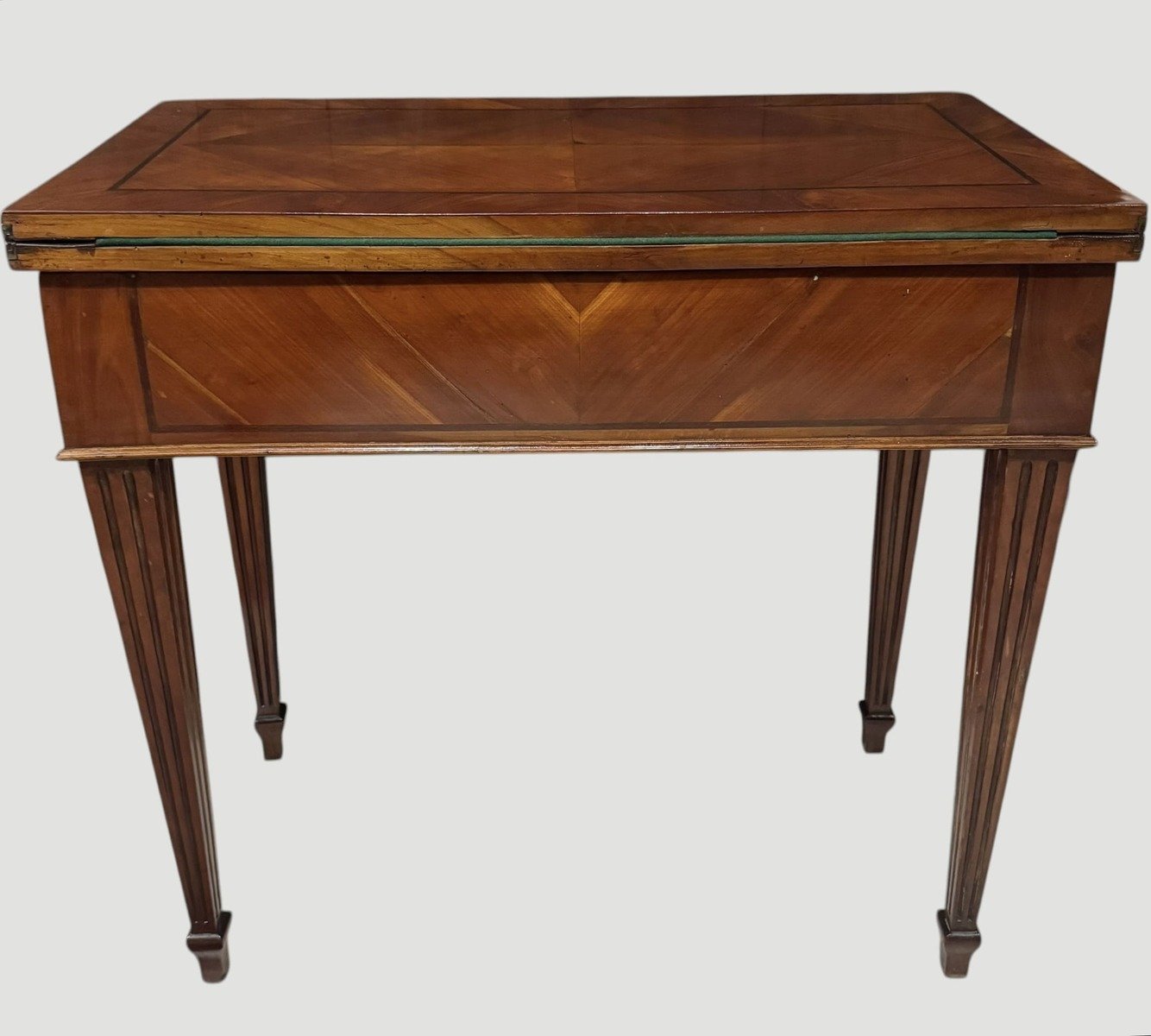 Italian Walnut Fold-Over Game Table, 20th Century - JAA
