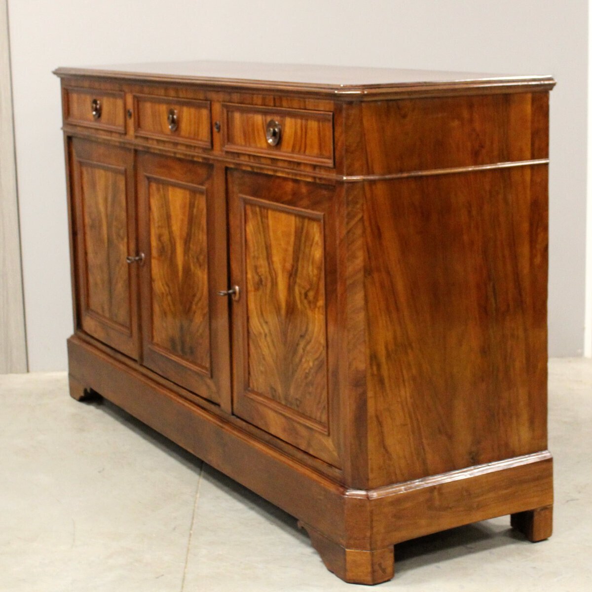 Italian Louis Philippe Walnut Three-Door Sideboard, Mid-19th Century - JAA