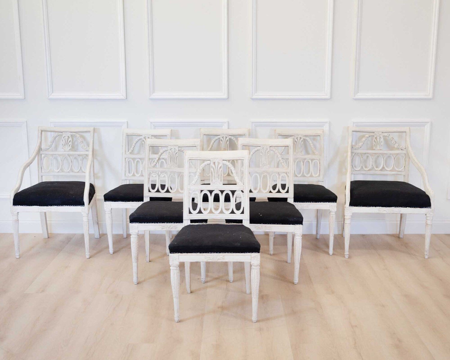 Set of two armchairs and six chairs - JAA