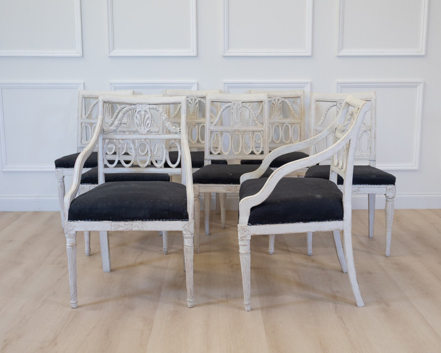 Set of two armchairs and six chairs - JAA