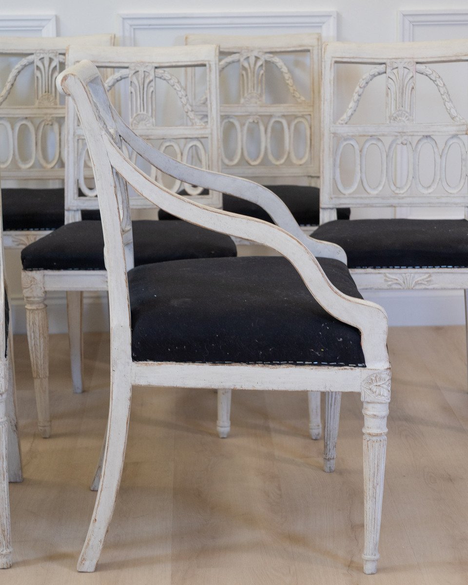 Set of two armchairs and six chairs - JAA