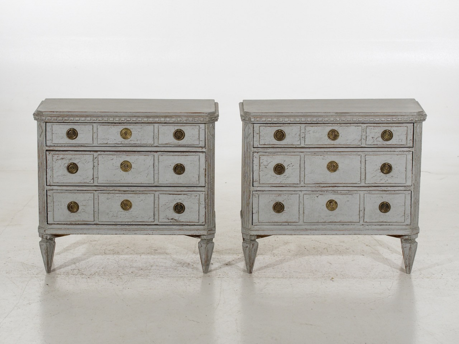 Pair of Swedish chests of drawers with carved drawers, circa 100 years old. - JAA