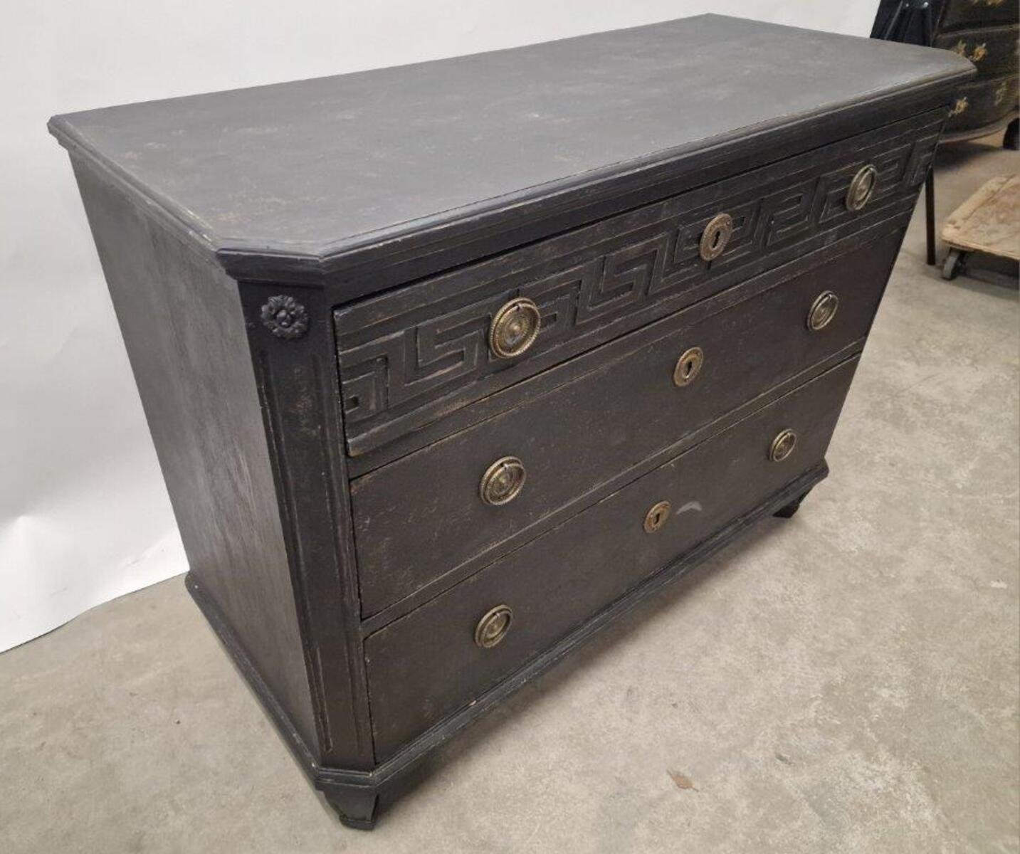 Late 20th Century Chest of drawers - JAA