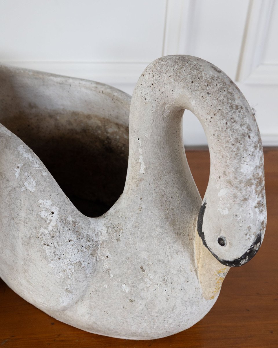 Pair of concrete swans planters circa 1960 - JAA